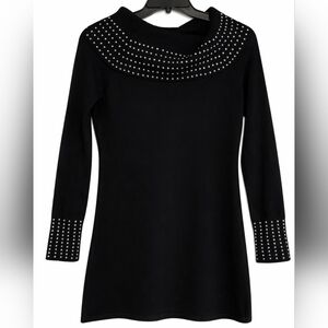 NWOT Women's Black Stud-Embellished Scoop Neck Sweater Sz Large With Side Splits